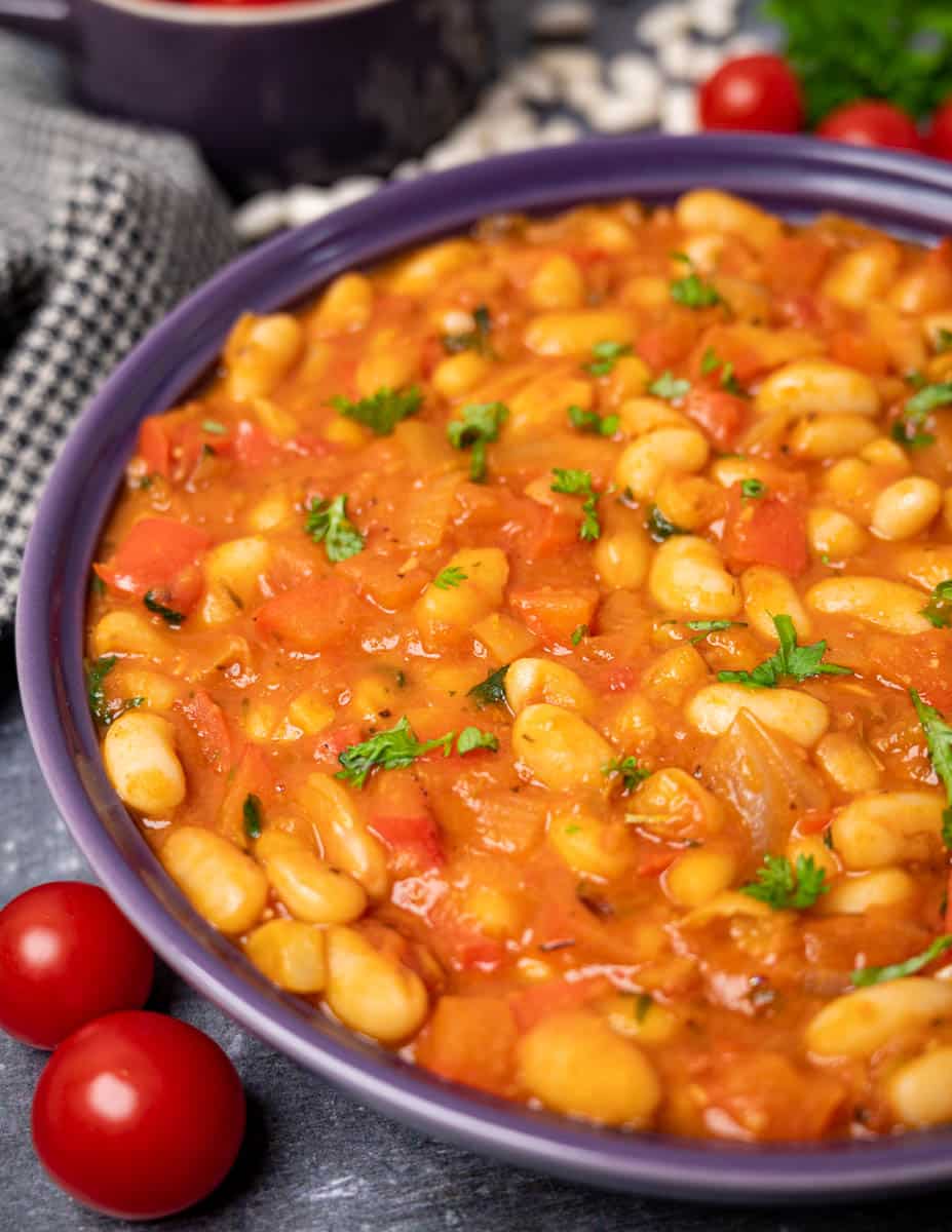 image of a Spanish white bean stew