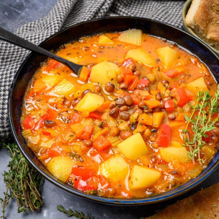 a bowl of gungo peas stew