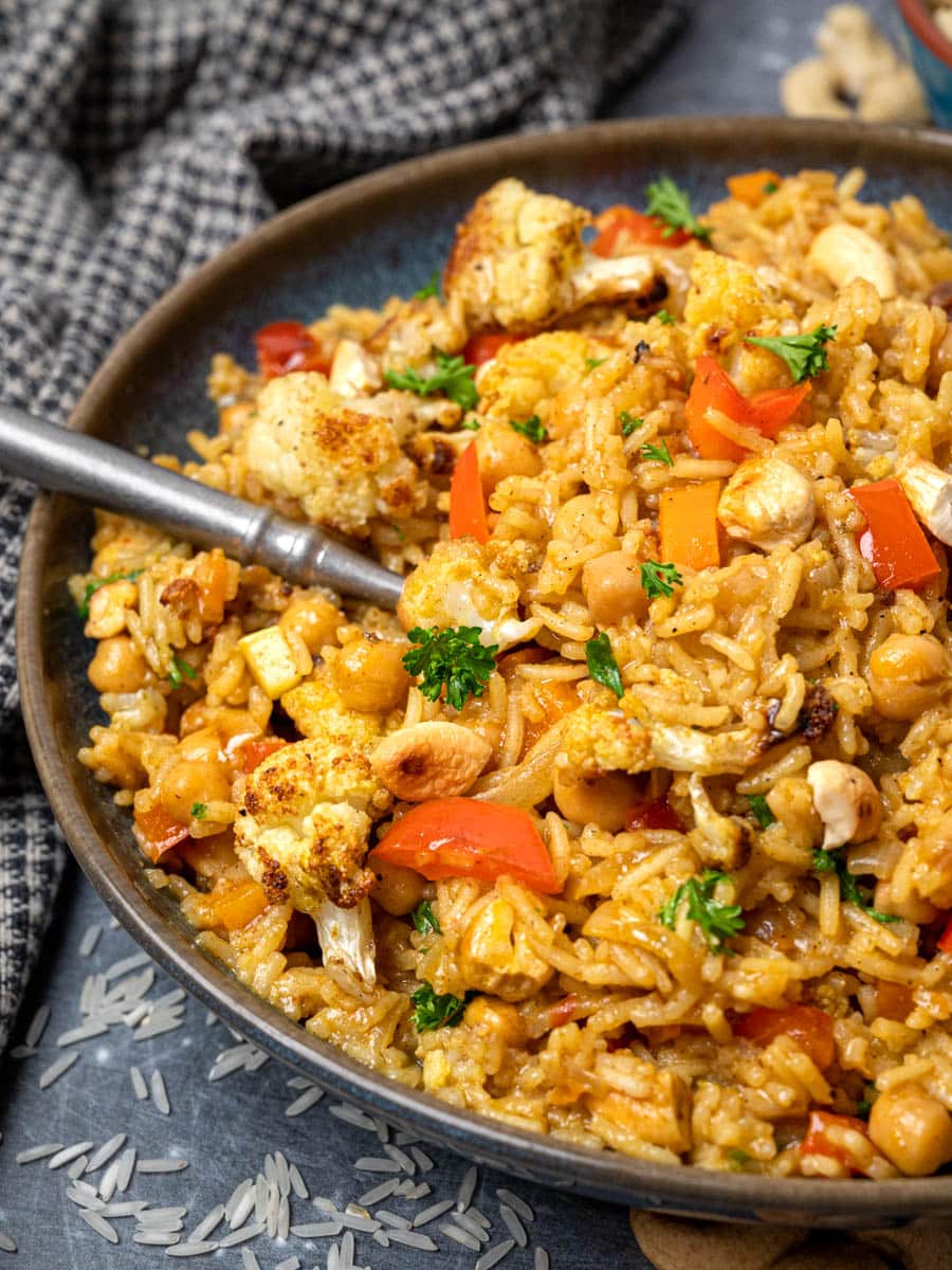 vegan biryani with cauliflower