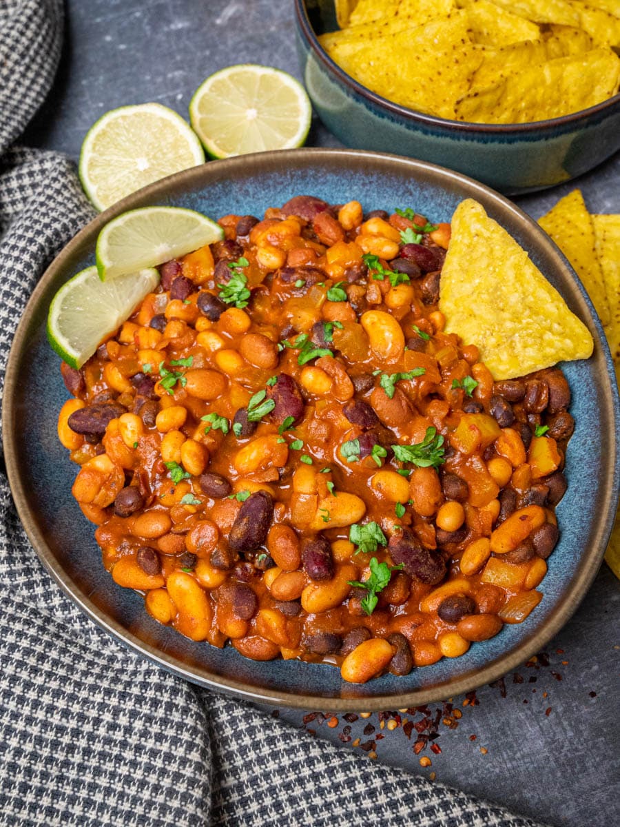 a plate of five bean chili