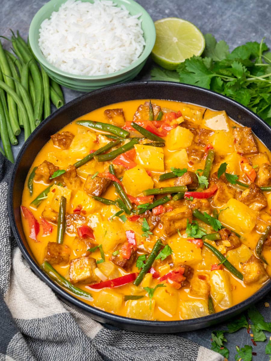 Pineapple Tofu Curry with rice