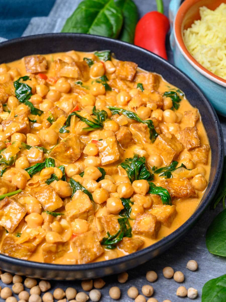 indian tofu curry with chickpeas