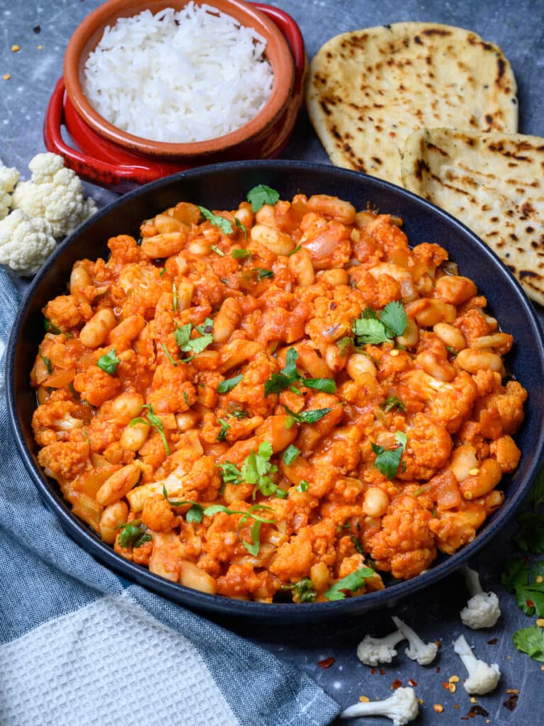 Vegan Cauliflower Curry with Beans - Vegan Cocotte